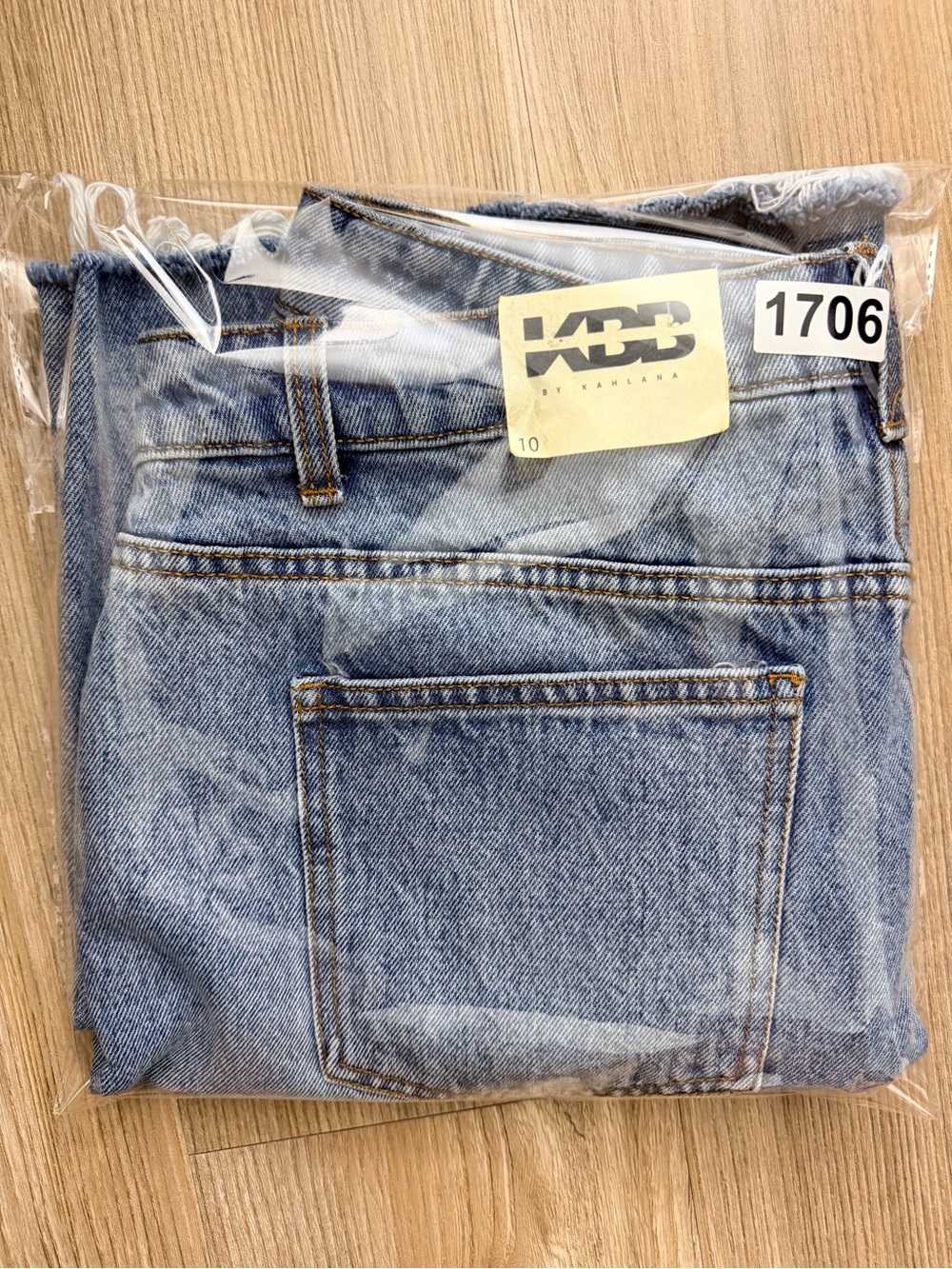 KBB by KAHLANA Women's 'The Denim Bermuda Shorts' - Light Wash 10 - Picture 10 of 10